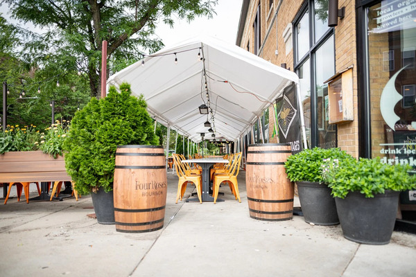Uncommon Ground-Edgewater