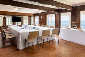 The Driftwood Private Room