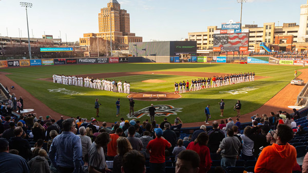 Akron RubberDucks - 7 17 Credit Union Park