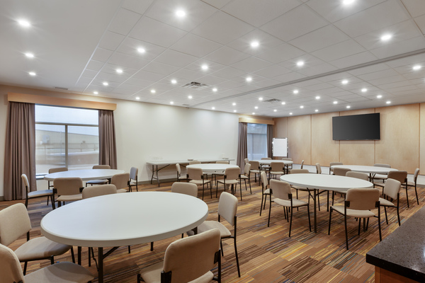 Best Western Plus Kawartha Lakes Hotel & Suites