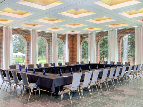Gideon Putnam Resort & Spa