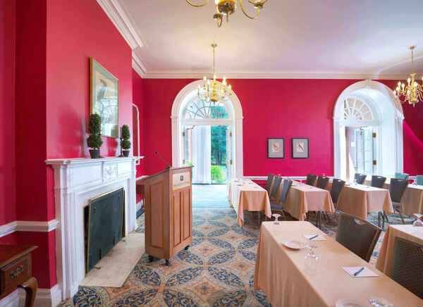 Gideon Putnam Resort & Spa