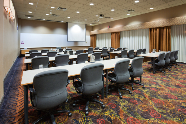Crowne Plaza Minneapolis West