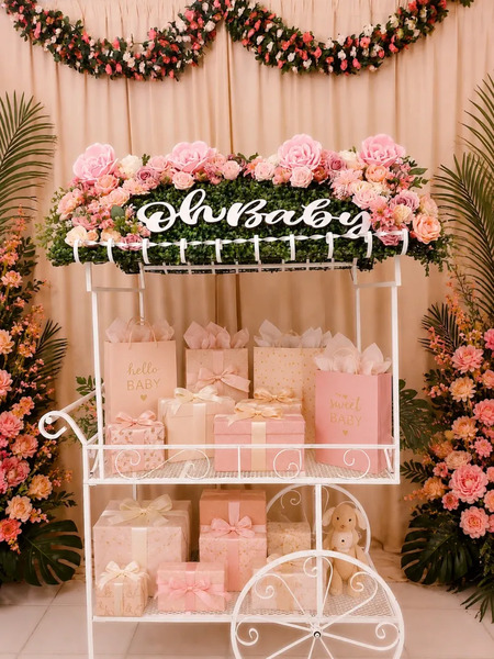 Pretty Petals Flower walls
