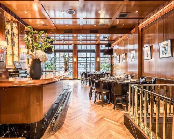 Lux Bar