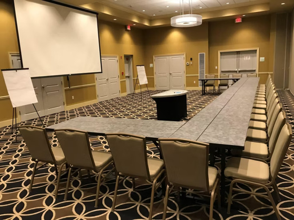 Holiday Inn Hotel & Suites East Peoria and Johnny's Italian Steakhouse