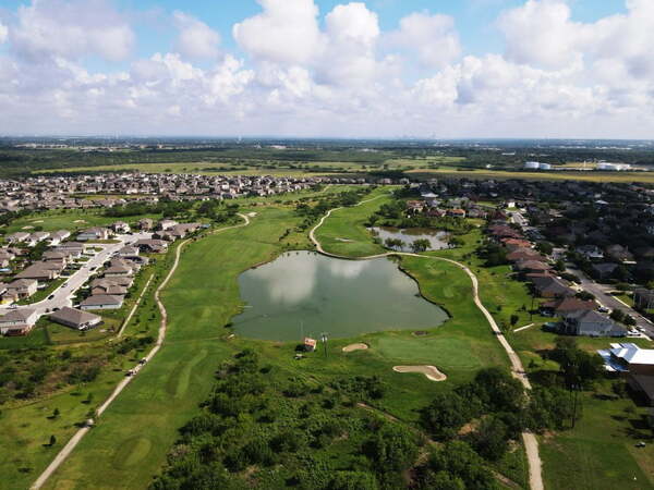Clubhouse at Mission del Lago