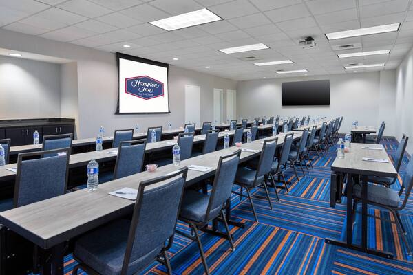 Hampton Inn Charlotte Uptown