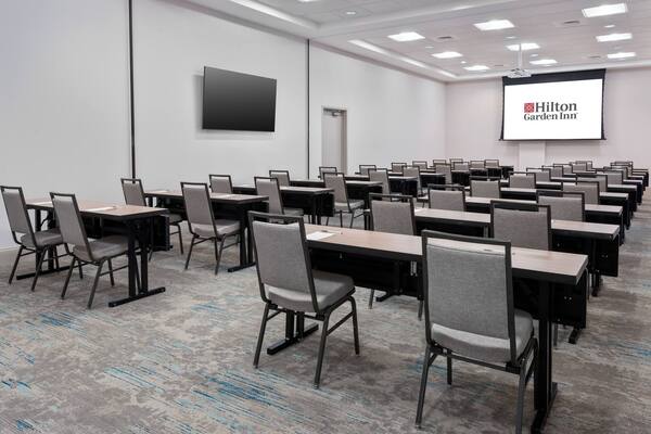 Hilton Garden Inn Charlotte Uptown