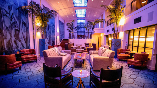 Hotel Theodore