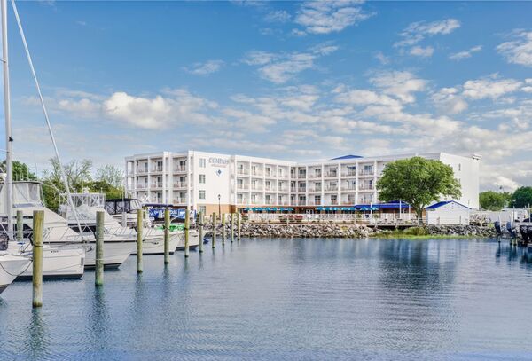 Beaufort Compass Hotel