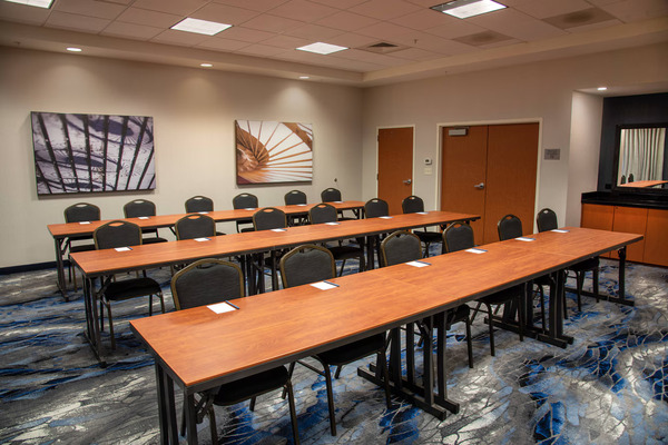 Fairfield Inn & Suites Lewisburg