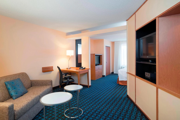 Fairfield Inn & Suites State College