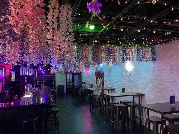 1831 Bar & Lounge