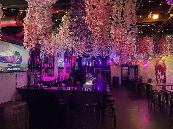 1831 Bar & Lounge