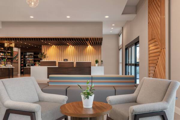 Hilton Garden Inn / Homewood Suites by Hilton Wichita Airport