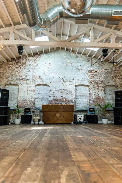 Brooklyn Electron Factory and Lounge