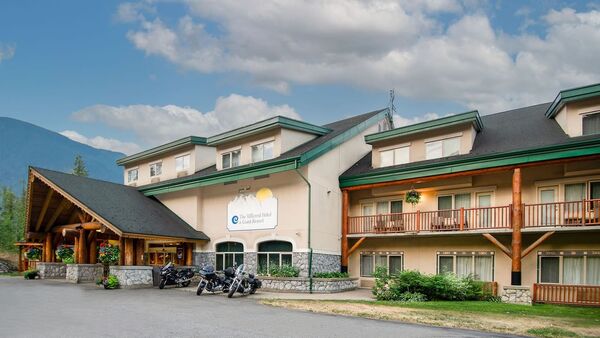The Hillcrest Hotel, A Coast Resort