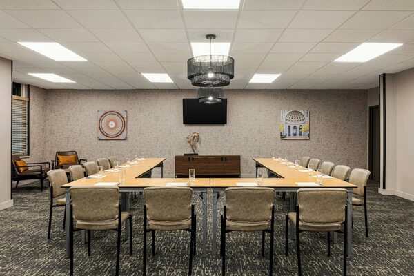 Four Points by Sheraton Columbus - Polaris