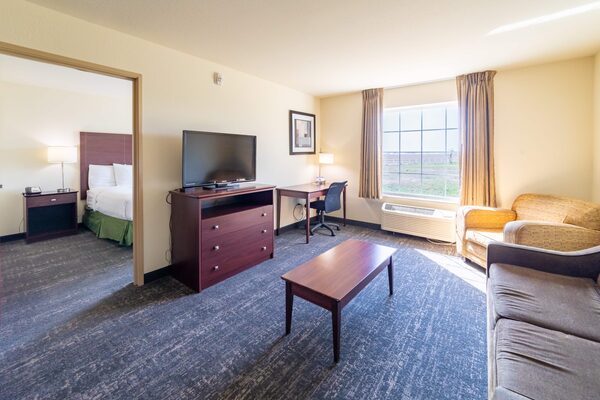 Cobblestone Inn & Suites - Eaton, CO