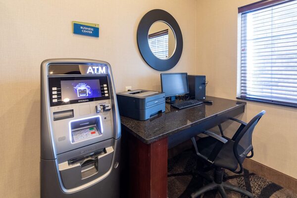 Cobblestone Inn & Suites - Eaton, CO