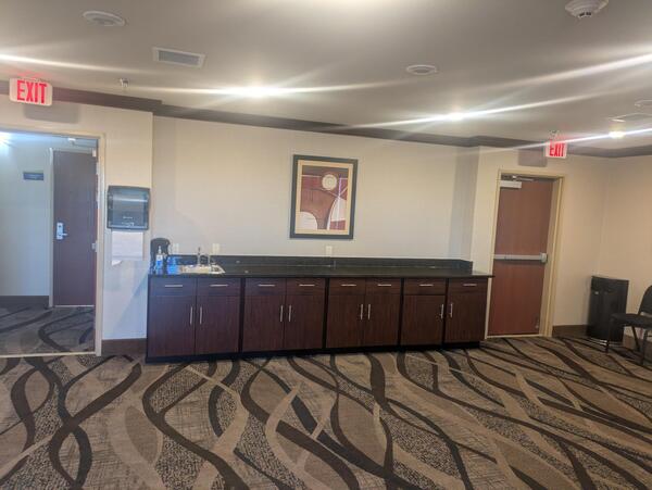 Cobblestone Inn & Suites - Eaton, CO