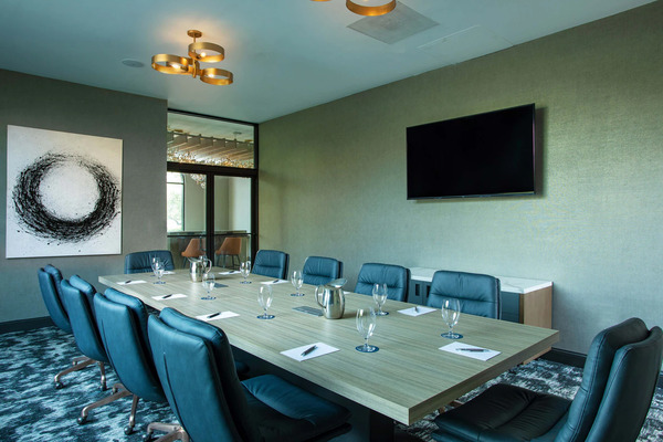 Sheraton Suites Columbus Worthington