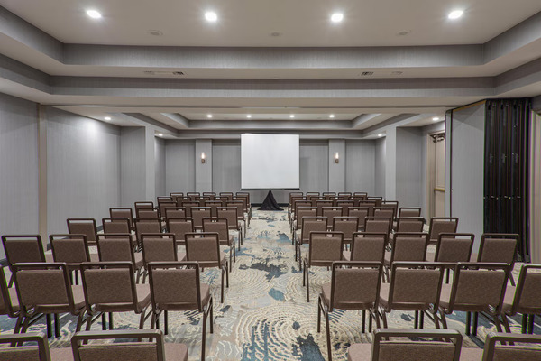 Sheraton Suites Columbus Worthington
