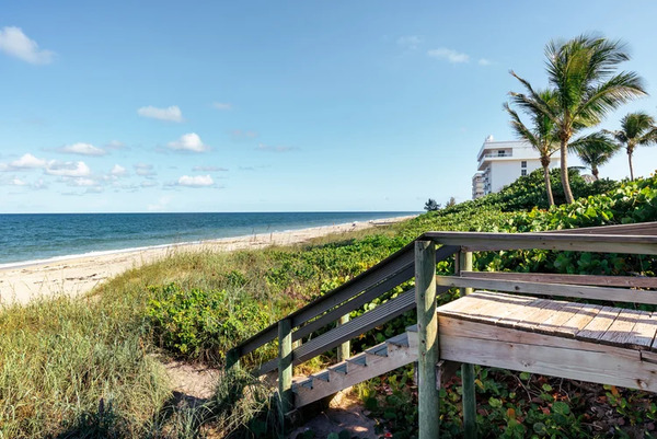 Oceanfront at Windmill