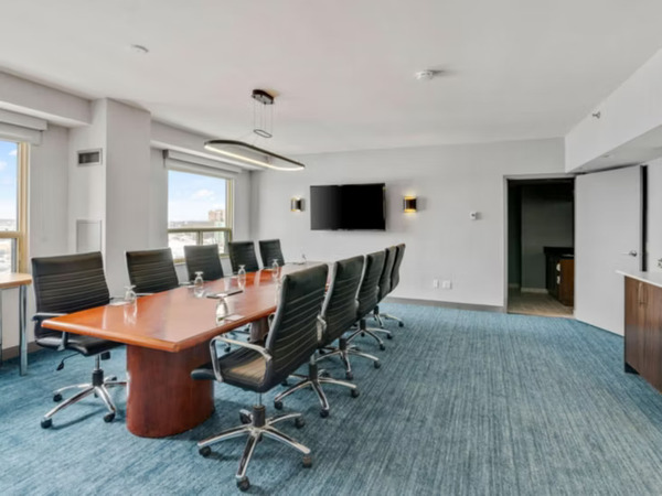 Holiday Inn & Suites Ottawa Kanata