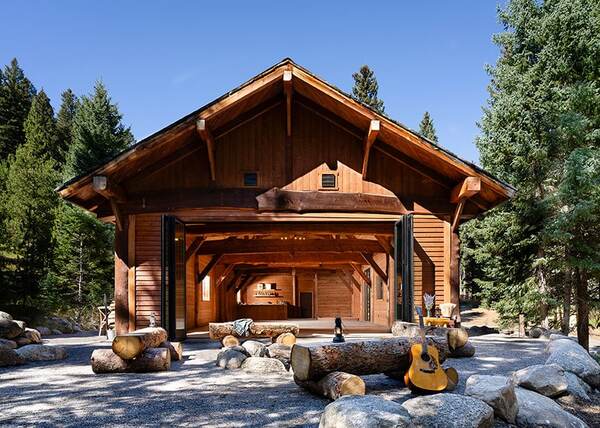 Lone Mountain Ranch