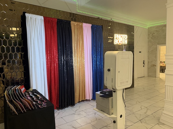 Nelly's Photo Booth