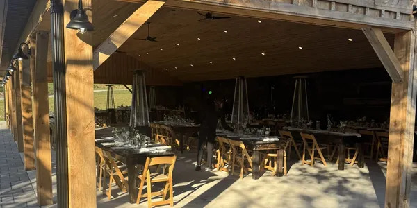 Backwoods Bar & Kitchen