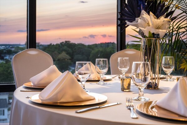 Fenwick Inn