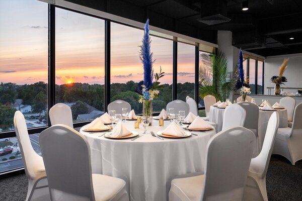 Fenwick Inn