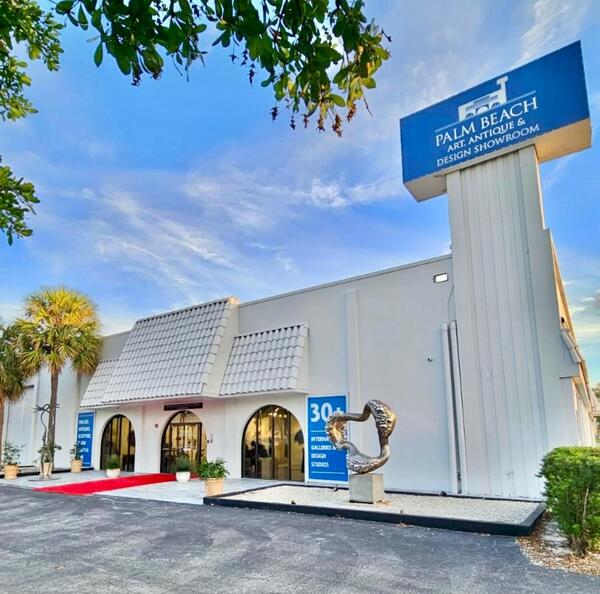 Palm Beach Art And Design Showroom