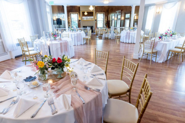 Whitehouse Caterers at Overhills Mansion