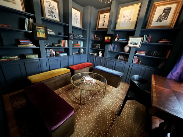 Wimberley Inn + Bar