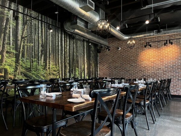 Wood Stack Pizza + Kitchen