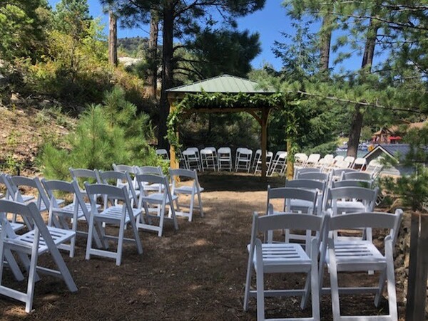 Mt. Lemmon Hotel Wedding Venue