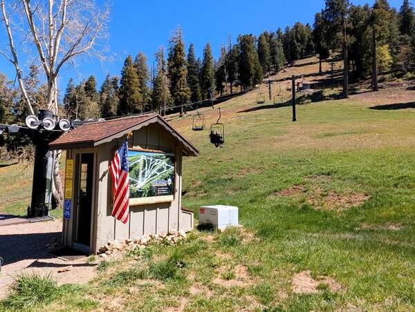 Mt. Lemmon Hotel Wedding Venue