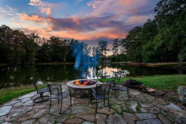 Still Waters Retreat & Venue