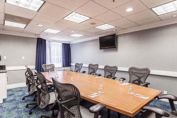 DoubleTree by Hilton Memphis East