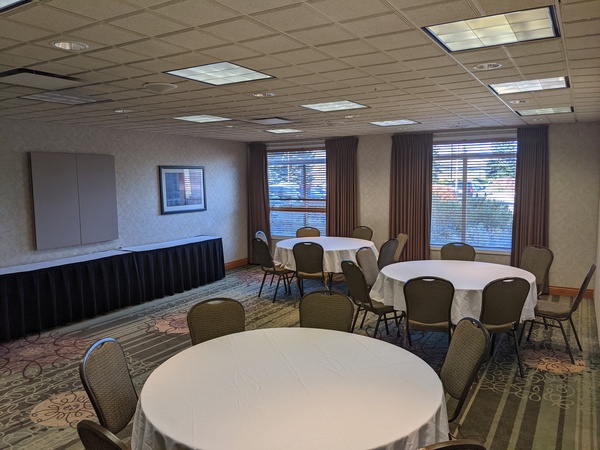 Wingate by Wyndham Calgary South
