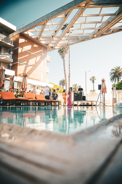 Shore Hotel