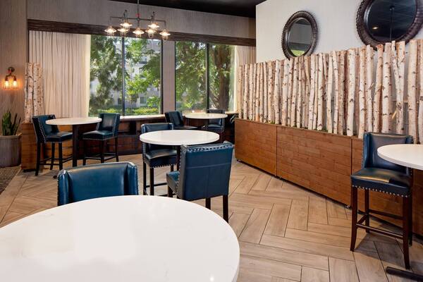Hotel Zessa, a Doubletree by Hilton