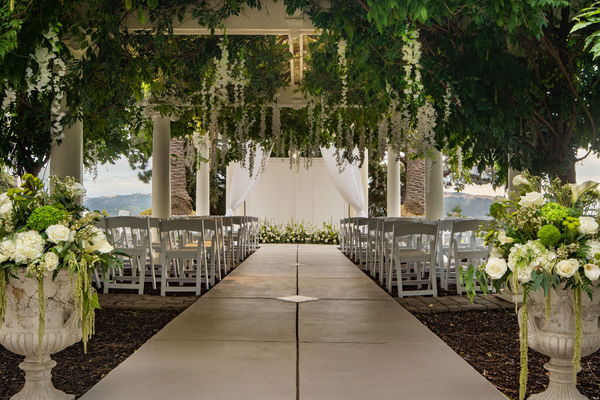 Jefferson Street Mansion by Wedgewood Weddings