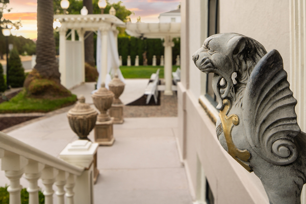Jefferson Street Mansion by Wedgewood Weddings