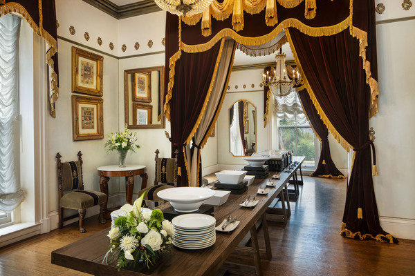 Jefferson Street Mansion by Wedgewood Weddings