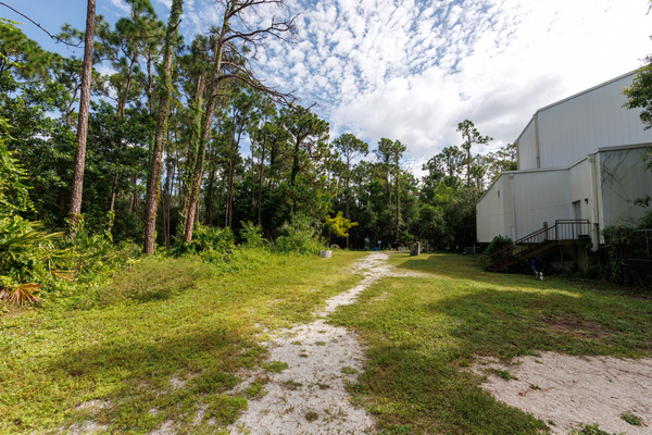 Calusa Nature Center and Planetarium